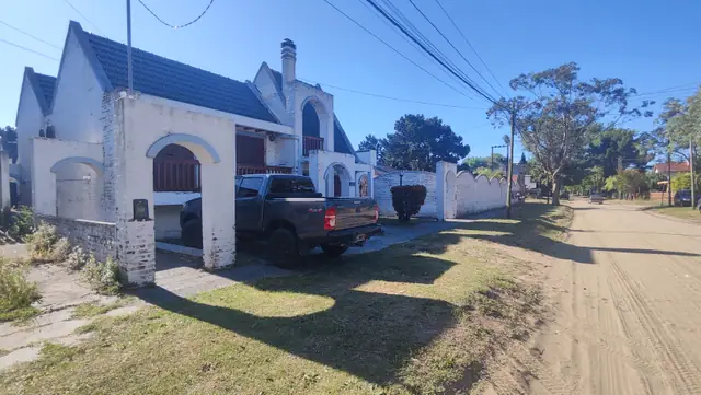 CASA en Venta — Barrio San Rafael (Mar de Ajó)